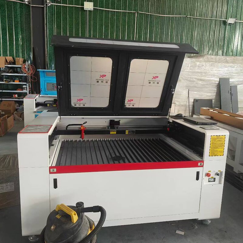 CO2 Laser Engraver Factory - Non-metallic Water Cooled