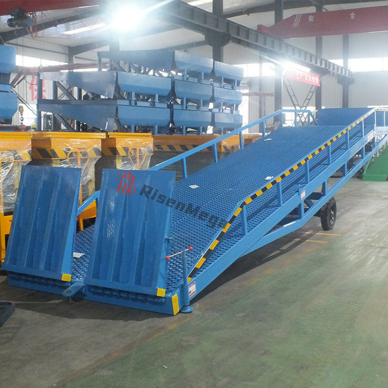 Dock Leveler Manufacturer - OEM 6T Mobile Container Loading Hydraulic Ramp