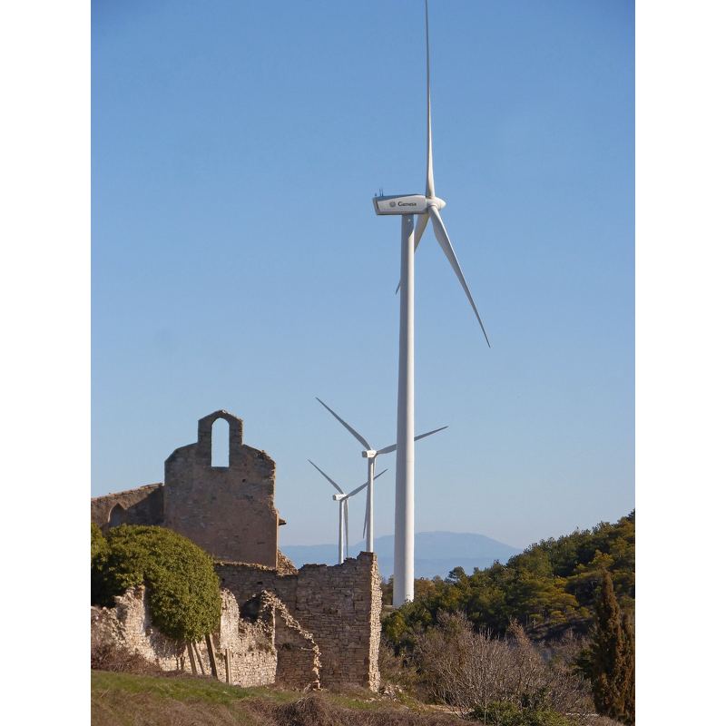 Wind Turbine Factory - Horizontal Type Hybrid Storage