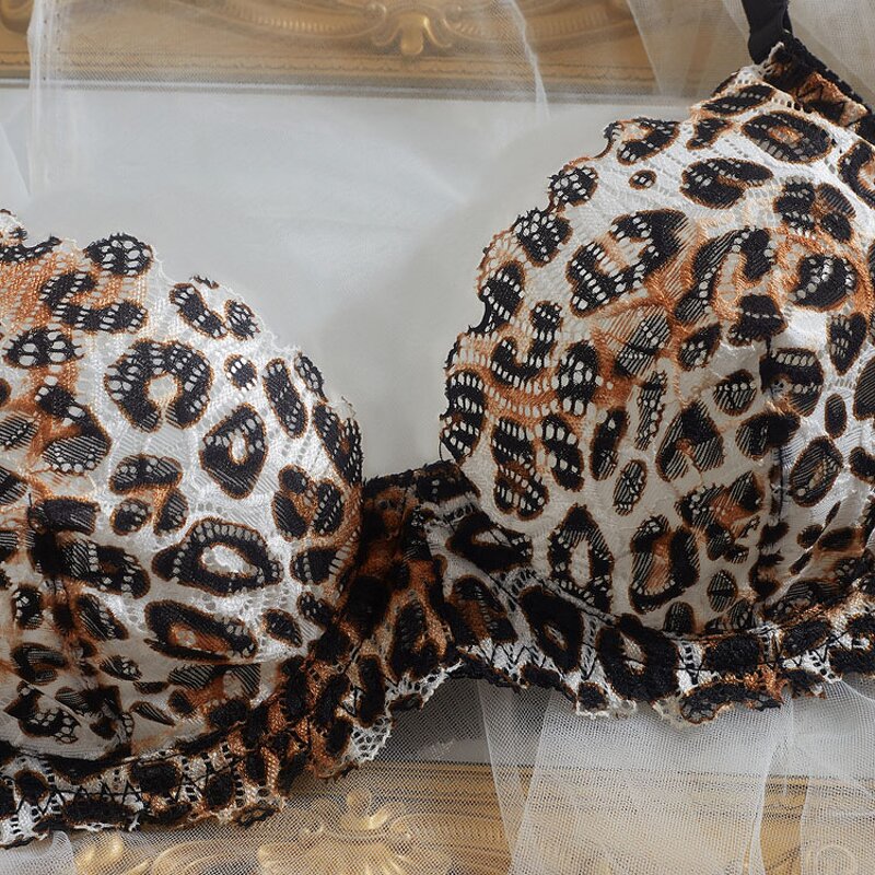 Lingerie Set Factory - Leopard Underwire Bra Thong