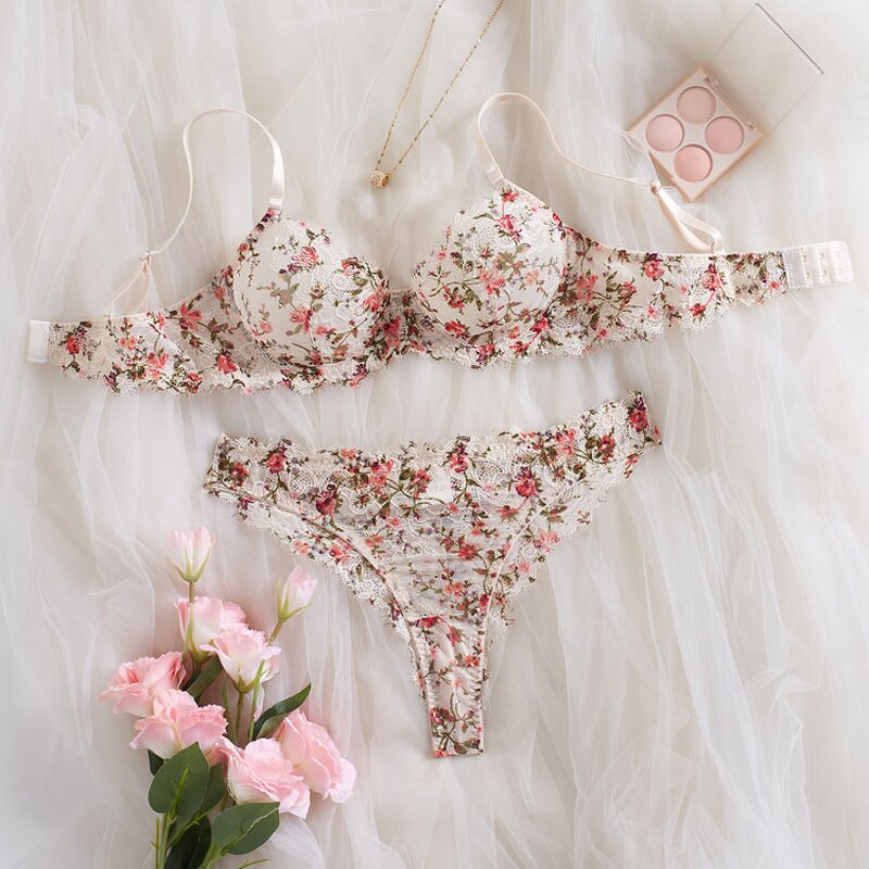 Lingerie Set Factory - French Vintage Floral Push up