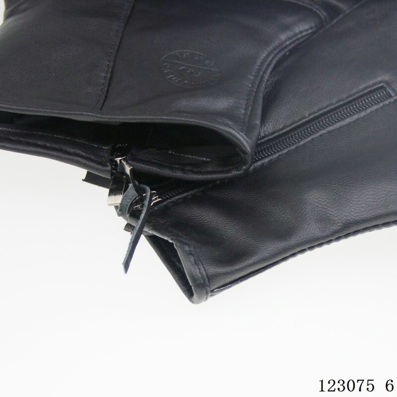 Leather Socks Manufacturer - Custom Sheepskin for Eid & Hajj Factory