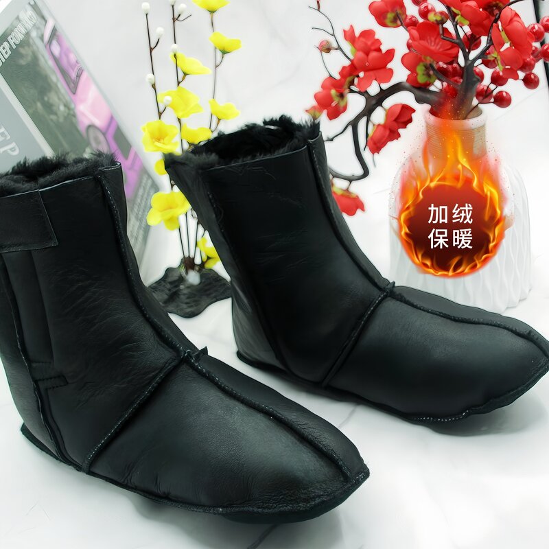 Men's Socks Manufacturer - OEM Custom Sheepskin Leather Design