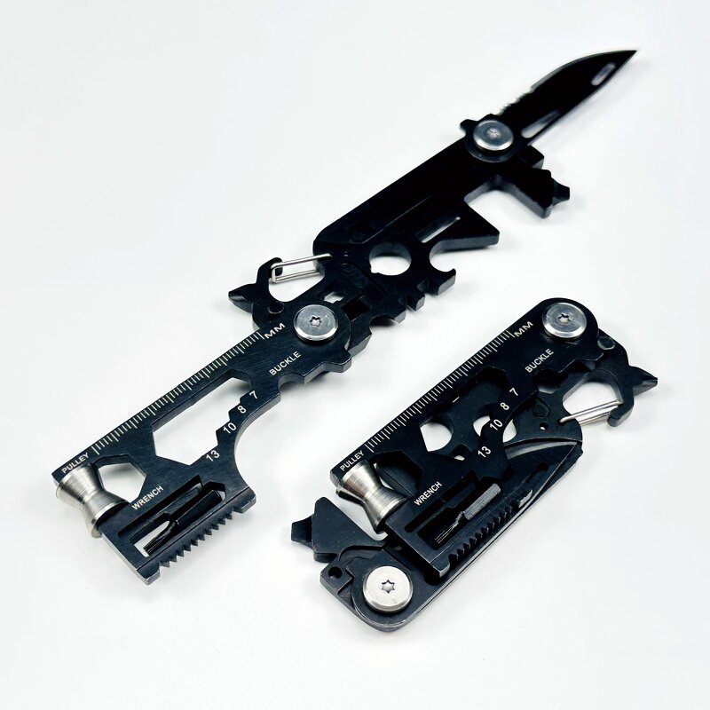 Multitool Keychain Factory - 30 in 1 EDC Gear Wallet Tool
