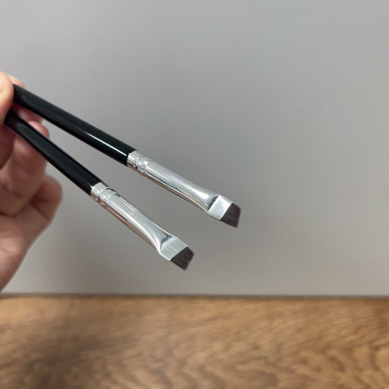 Eye Brush Factory - Double-Sided Brow Comb Eyelash Brushes