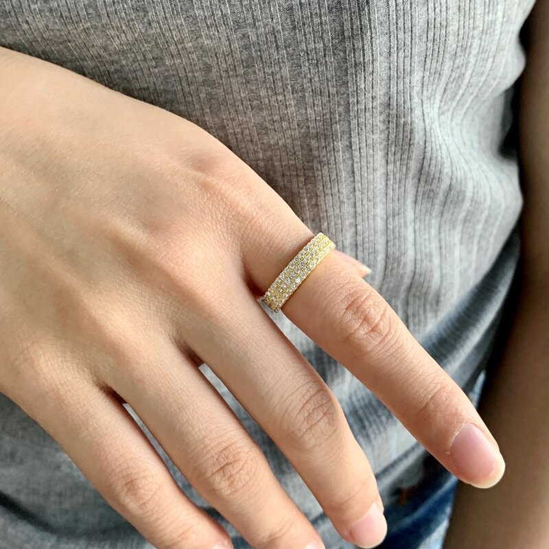 Luxury Jewelry Ring Factory - 8A Cubic Zirconia Icy Diamond Mirco Paved 3 Rows