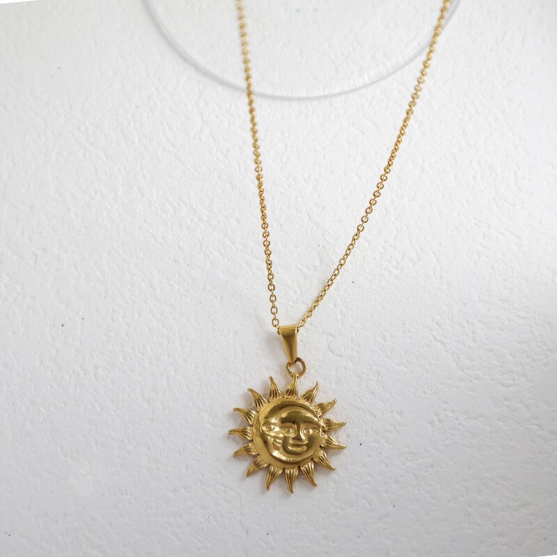 Dainty Sun Pendant Necklace Manufacturer - Luxury Stainless Steel Gold Plated