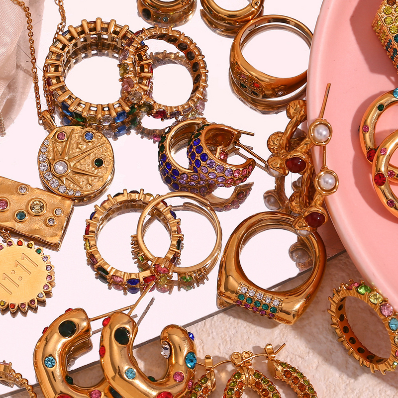 Fashion Jewelry Colored Zircon Set Factory - Stainless Steel 18 Gold-plated Hiphop