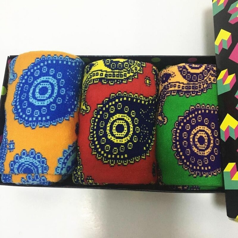 Gift Boxed Socks Manufacturer - OEM Funky Colorful Socks