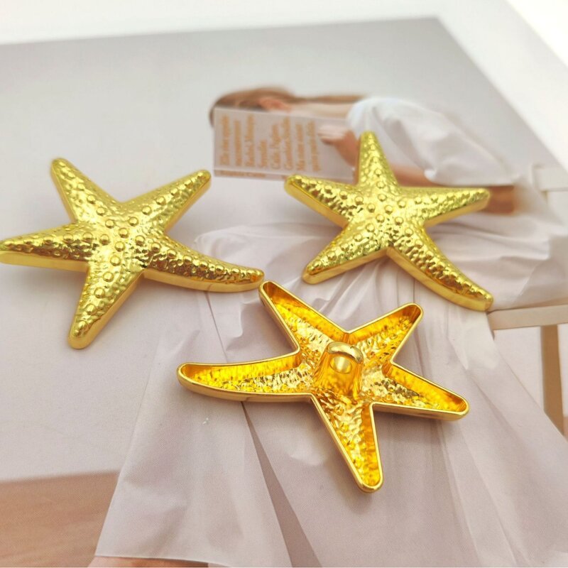 Shank Button Factory - OEM Women's Starfish Shape Coat Button