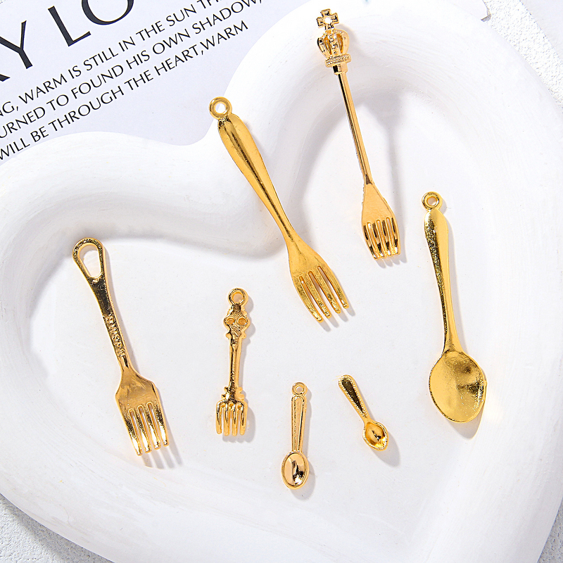 Resin Accessories Factory - OEM Miniature Food Fork Spoon