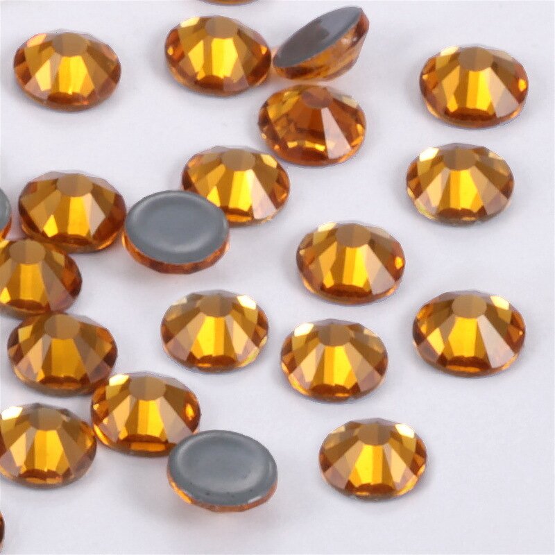 Rhinestones Factory - OEM Crystal Round Flatback Hotfix