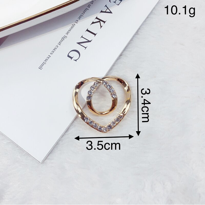 Belt Buckle Factory - OEM Heart Shape Alloy Rhinestone Craft