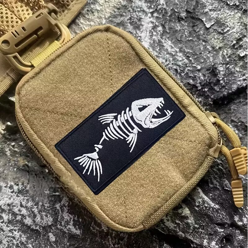 Embroidery Patch Factory - OEM Funny Lucky Bunny Motorcycle