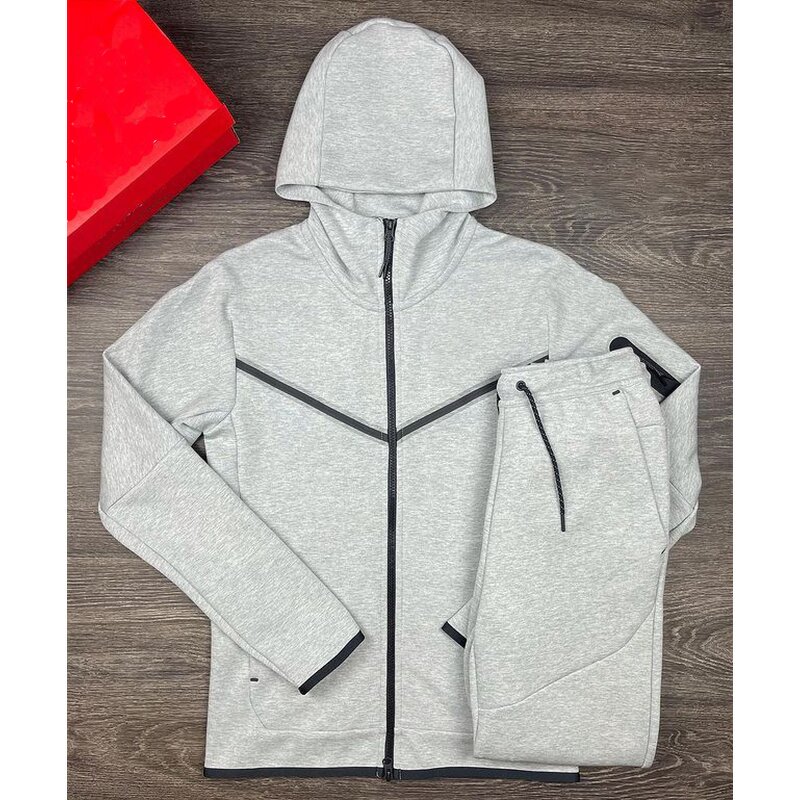 Tracksuit Factory - OEM Men's Sport Suit Hoodie Set