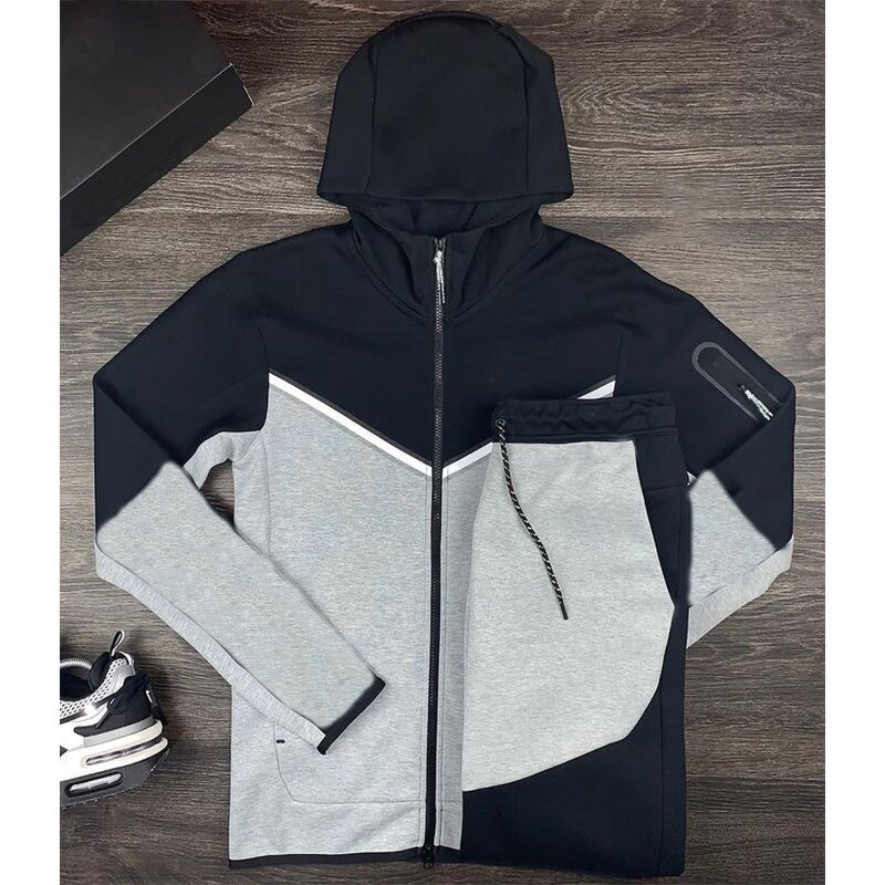Tracksuit Factory - OEM Men's Sport Suit Hoodie Set
