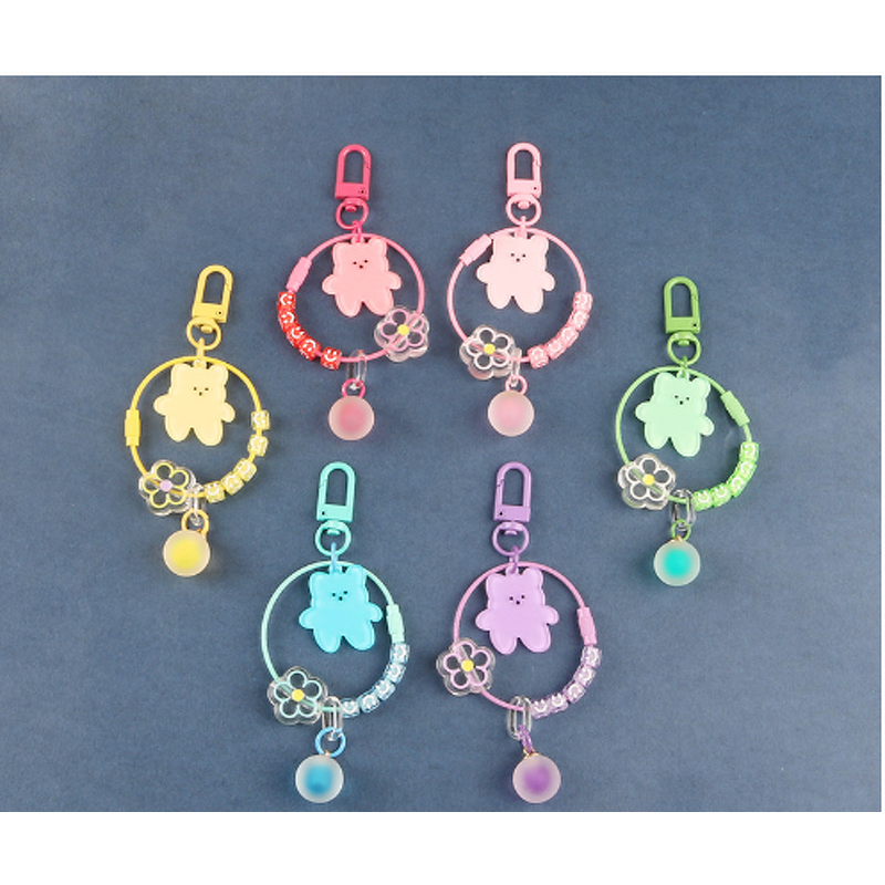 Keychain Manufacturer - Acrylic Bear Keychain Smile Letter Garland