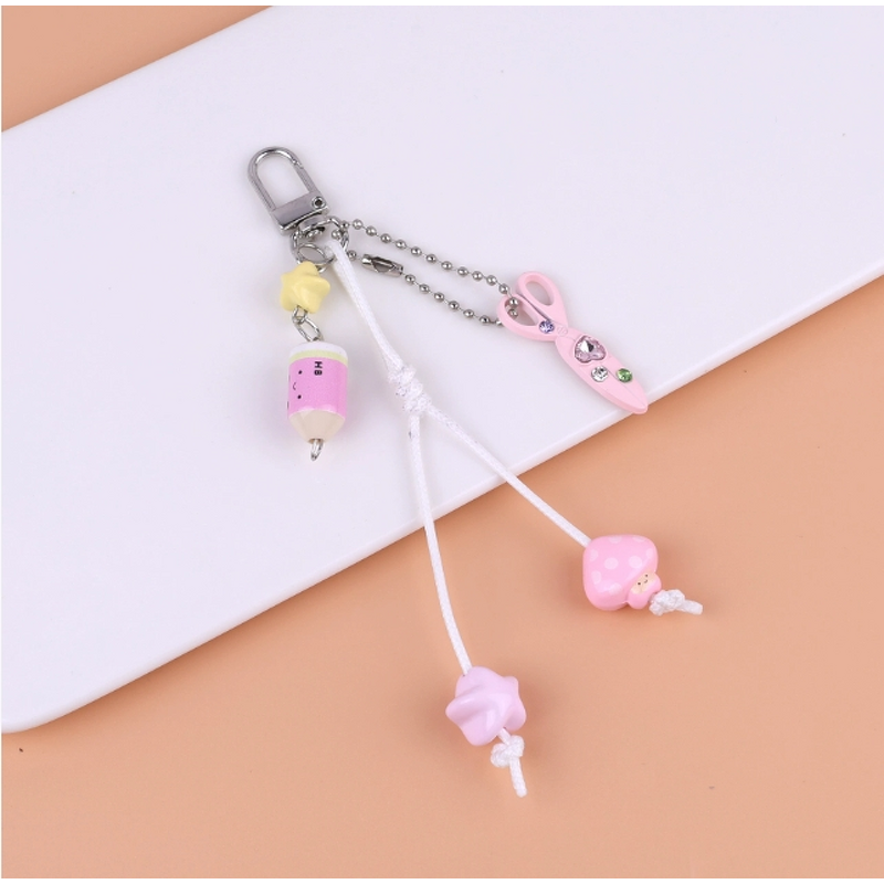 Keychain Supplier - Key Shaped Pendant Pearl Heart Bead Decoration