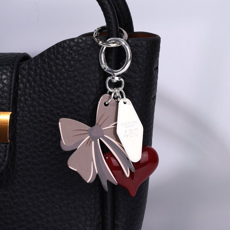 Keychain Factory - Anime Acrylic Keychain Leopard Heart Bottle Opener