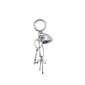 Keychain Factory - Metal Silver Heart Lock Bow Keychain Retro