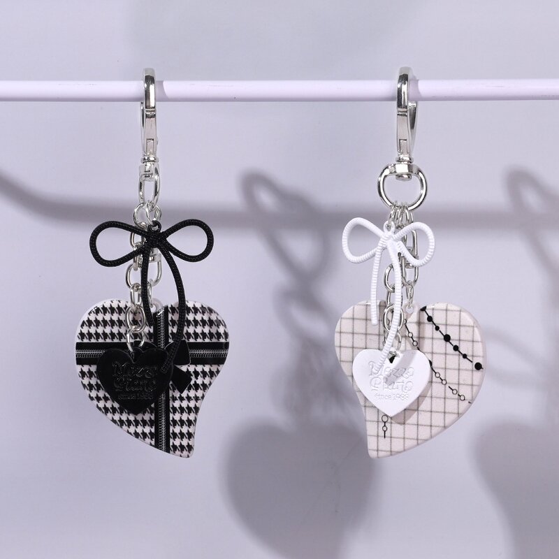 Keychain Manufacturer - Black White Checkered Heart Keychain Bow