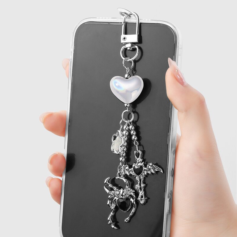 Keychain Supplier - Pearl Hollow Heart Star Spider Wings Keychain