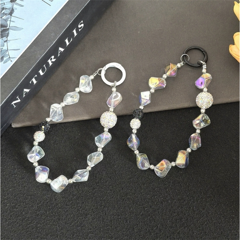 Keychain Manufacturer - Alien Diamond Crystal Bead Car Keychain