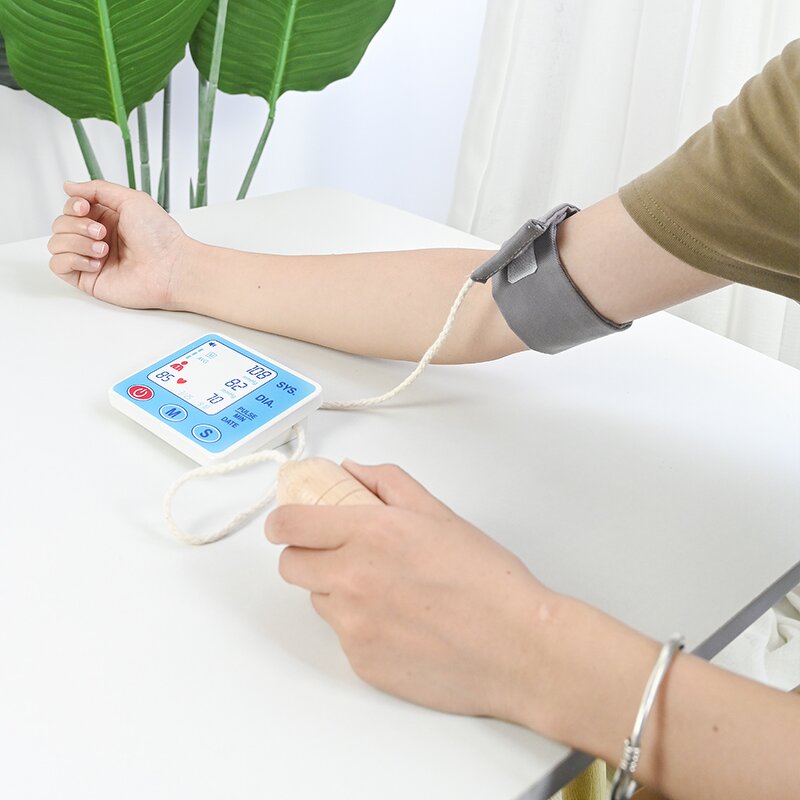 Educational Toys Factory - OEM Wooden Hospital Medical Trolley