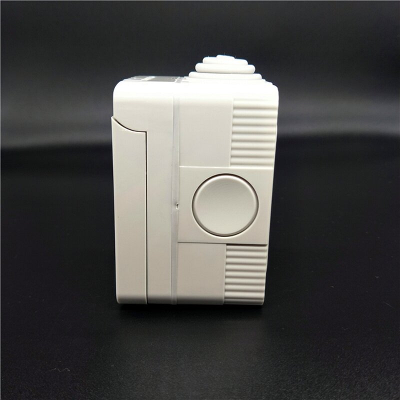 Waterproof Socket Factory - OEM 250v 13a British