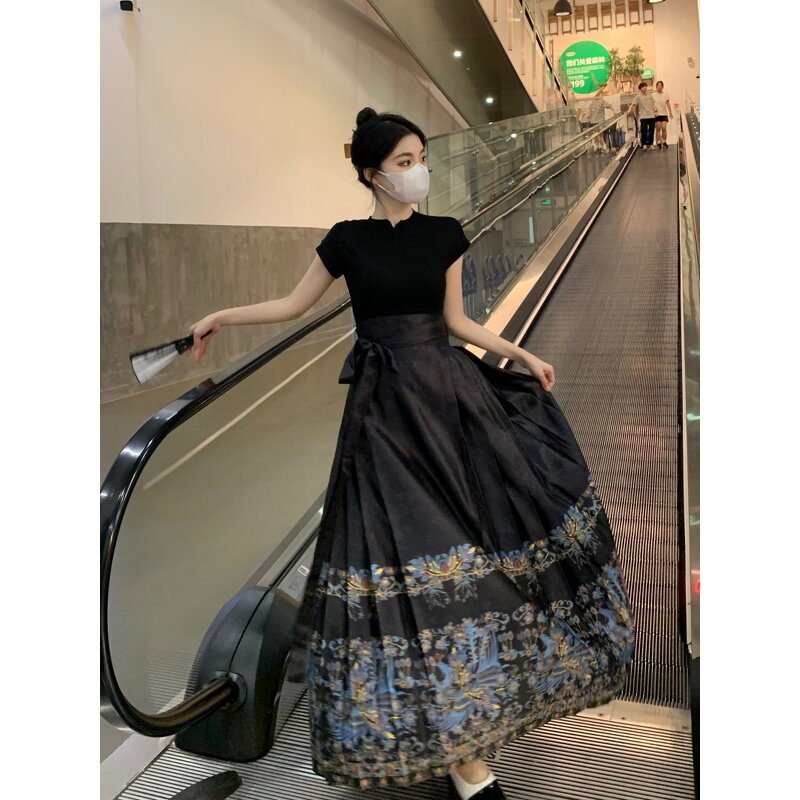 Horse Skirt Factory - OEM Spot Goods Niche Design