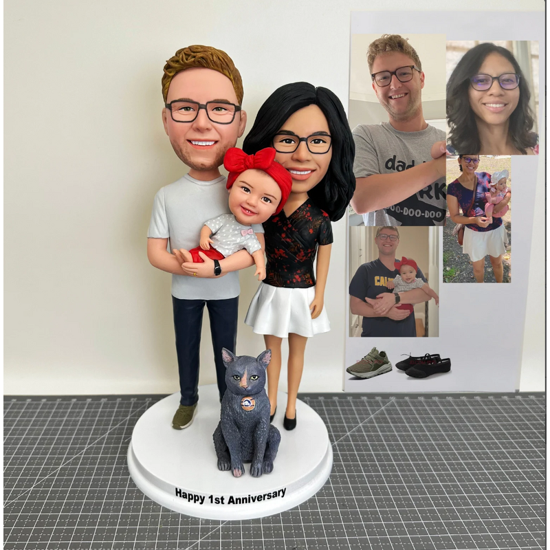 Bobbleheads Factory - Custom Family Figurines With Pet Cat Three Piece