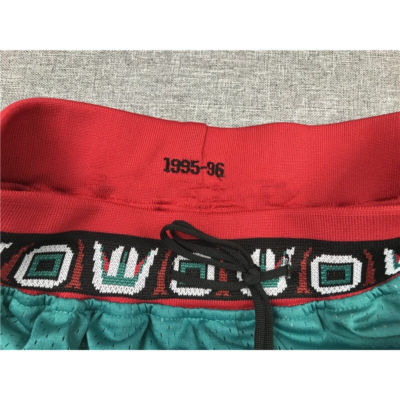 Basketball Shorts Supplier - Retro Quick Dry Mesh Fitness Streetwear