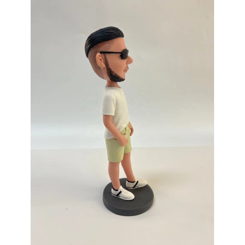 Bobbleheads Supplier - Custom Boyfriend Statue Anniversary Valentine Gift