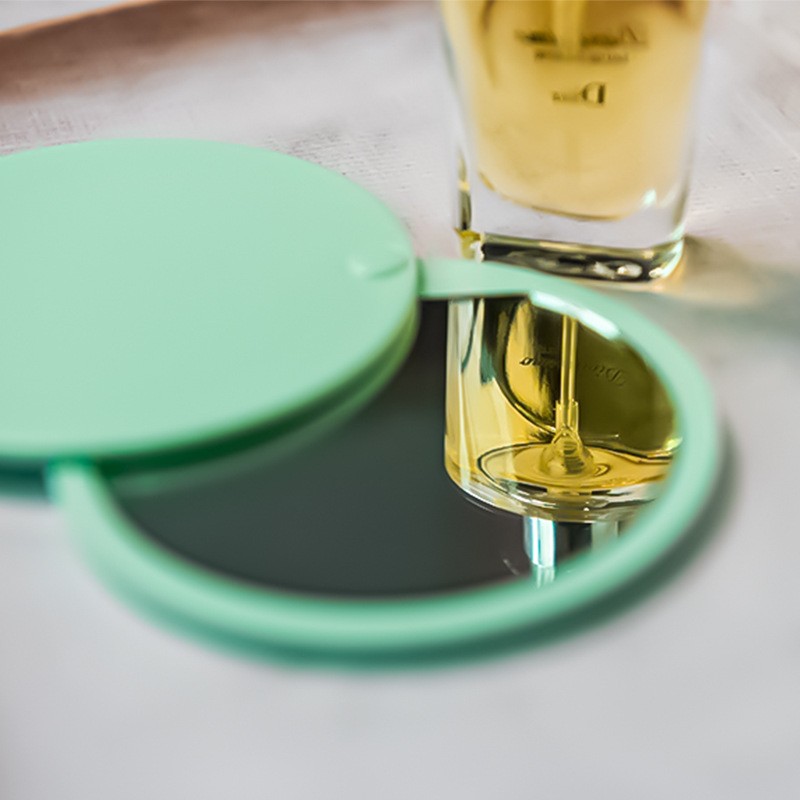 Cosmetic Mirror Manufacturer - Custom Round Portable Mini Mirror