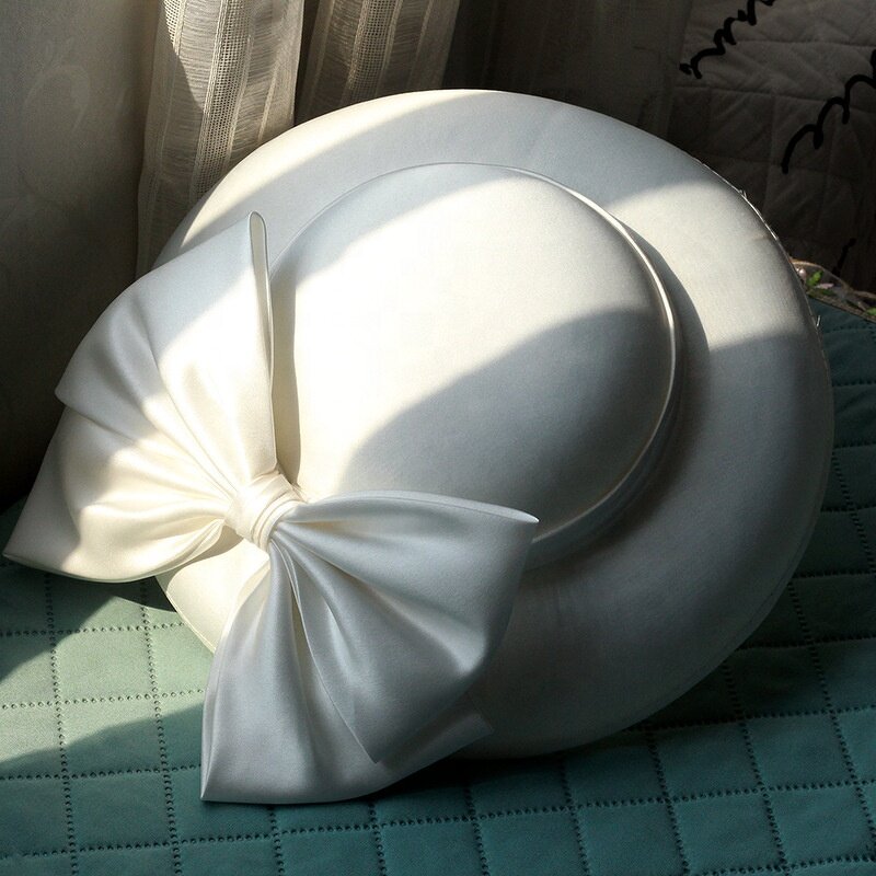 Bridal Top Hat Factory - French Retro White British Banquet Bow