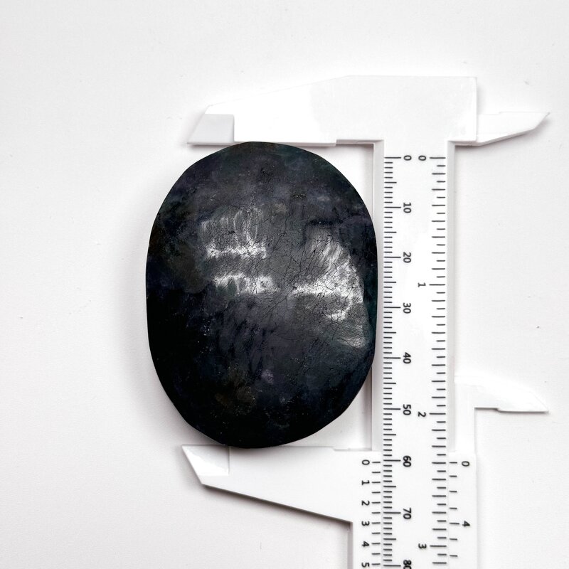 Palm Stone Manufacturer - Good Grade Lolite Tourmaline Eco-Friendly