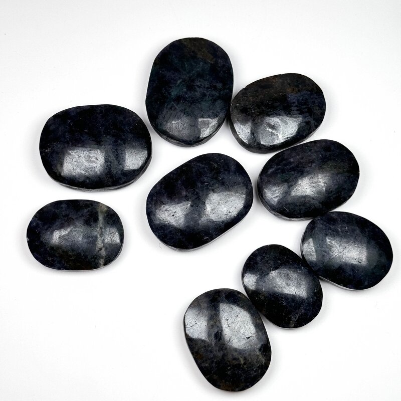 Palm Stone Manufacturer - Good Grade Lolite Tourmaline Eco-Friendly