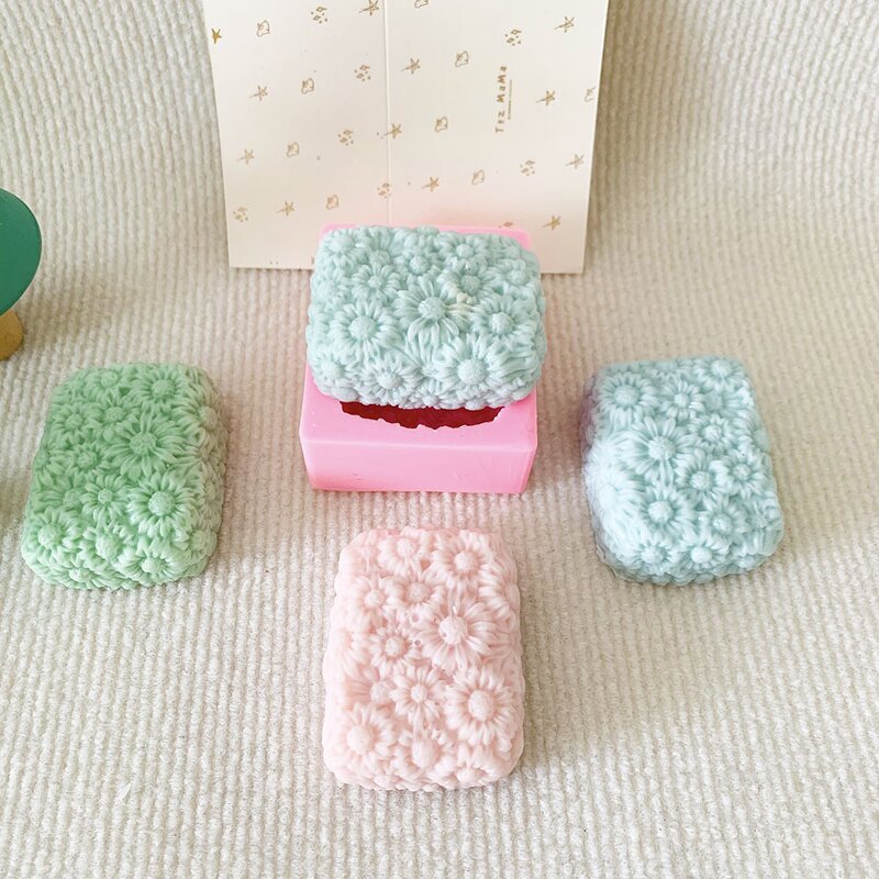 Daisy Silicone Mold Manufacturer - Custom Soap Candle Plaster Craft Mold