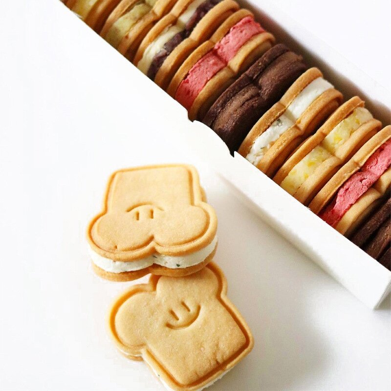 Smile Face Cookie Cutter Manufacturer - Custom 3D Cartoon Toast Bread Shape Mold