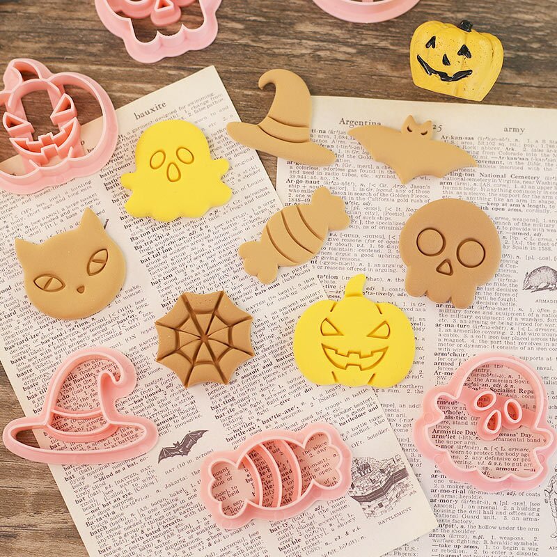 Halloween Cookie Cutter Factory - OEM 8pcs Small Cartoon Fondant Biscuit Mold