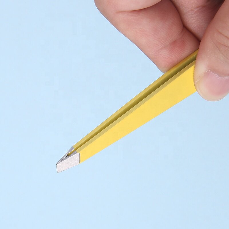 Eyebrow Tweezers Factory - Professional Slanted Tip Precision