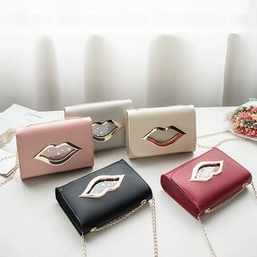Messenger Bag Factory - Wholesale Ladies Chain Crossbody Purse