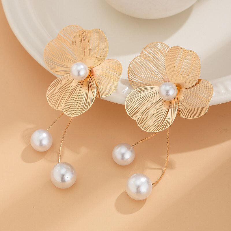 Earrings Factory - Long Fringe Pearl Hollow Flower Bohemian