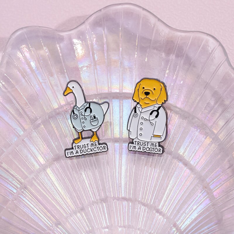 Enamel Pins Factory - Funny Duck Doctor Animal Medical Badge