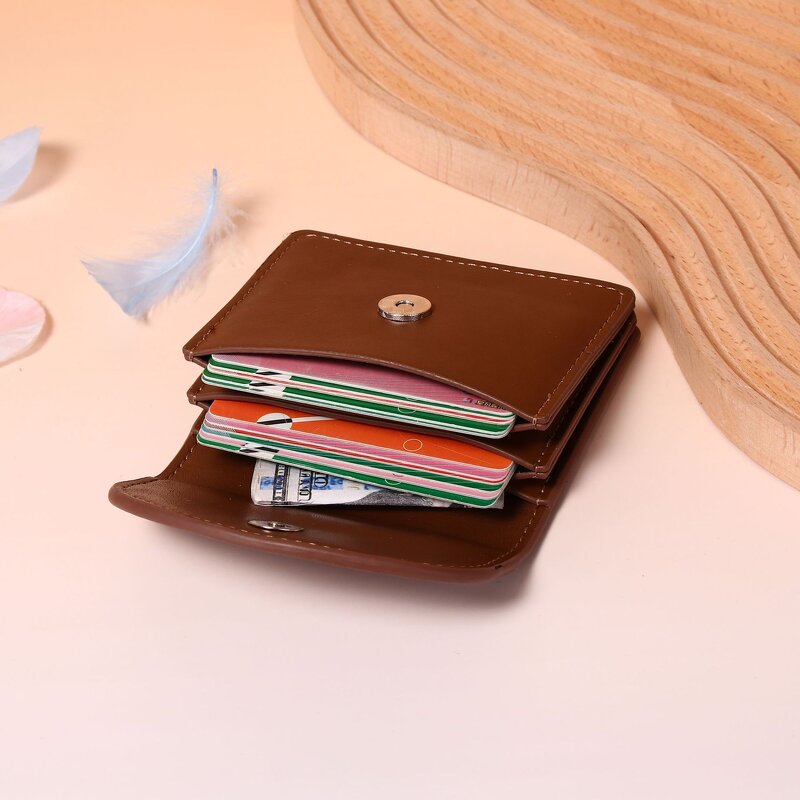 Lady Wallet Factory - Hollow Out Leaves PU Leather Wallet