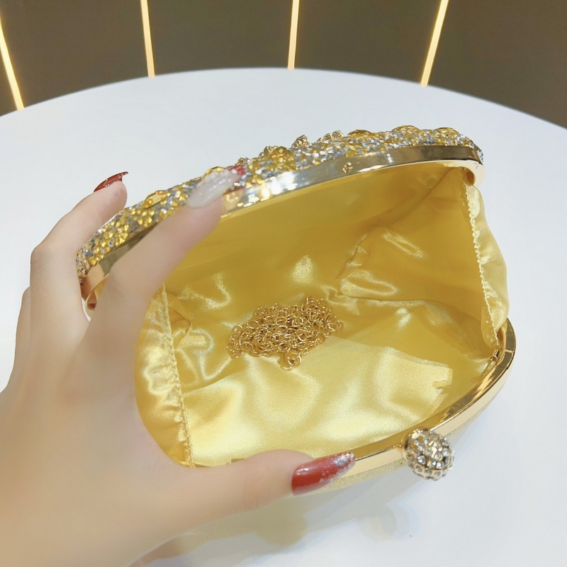 Evening Handbag Manufacturer - Shiny Pleated Large-Size Bag