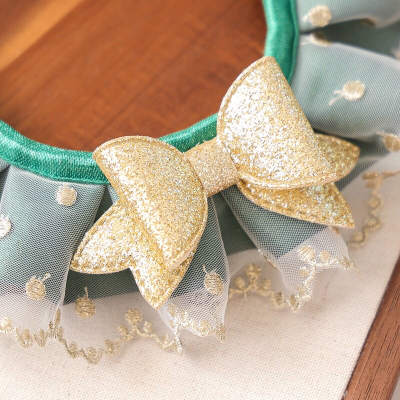 Pet Accessories Manufacturer - Christmas Bowknot Bib Collar