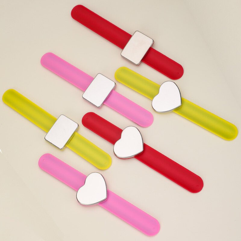Pin Cushion Factory - Wrist Heart Magnetic Needlework Pin Holder