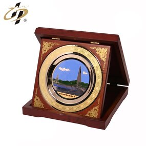 Decorative Plate Manufacturer - Factory Making Brass Metal Plate