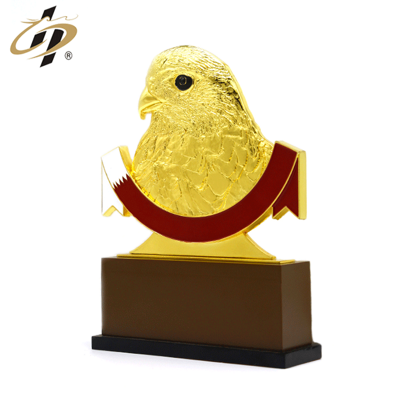 Trophy Manufacturer - Wholesale Custom Gold Falcon Trophy
